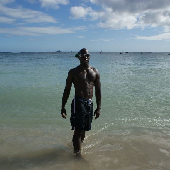 Meet your Posher, Tra' - Picture 1 of 1